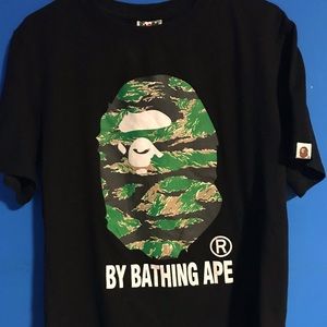 Black & Green tiger print bathing ape tee.